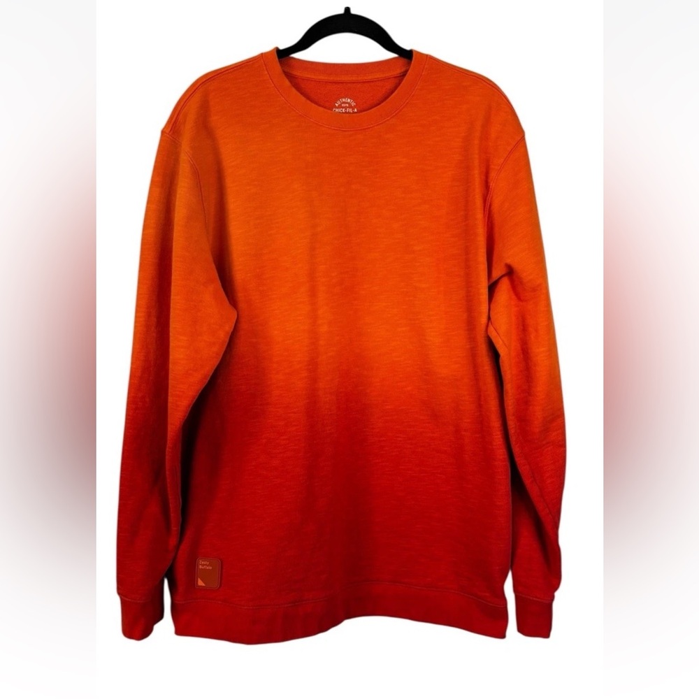 Chick-fil-A Sweatshirt Top Size XL Zesty Buffalo Sauce Shirt SMALL FLAW SEE